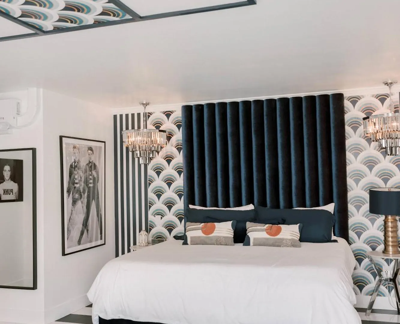 The Velvet Rope Ps Hotel Palm Springs