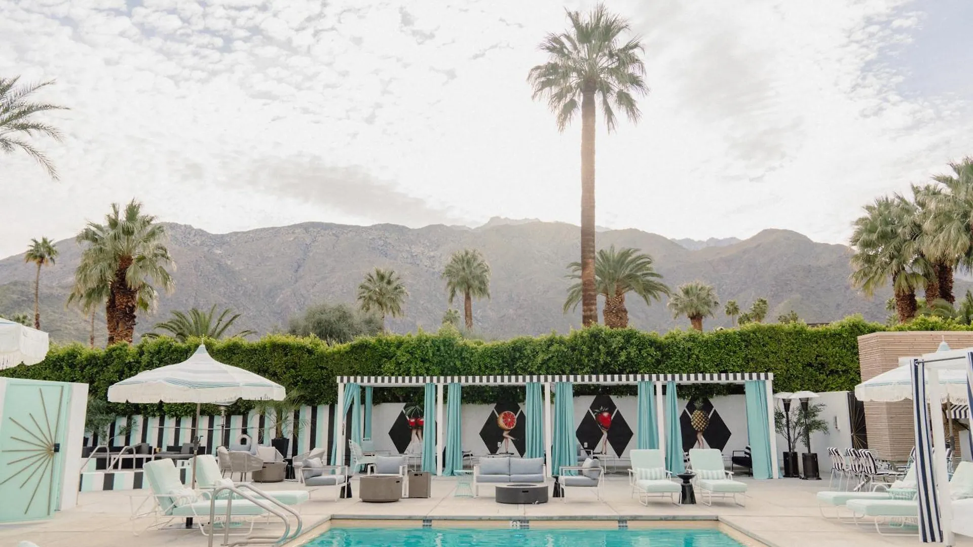 The Velvet Rope Ps Hotel Palm Springs