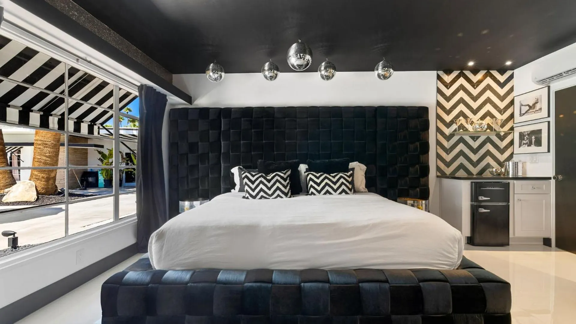 The Velvet Rope Ps Hotel Palm Springs 3*,