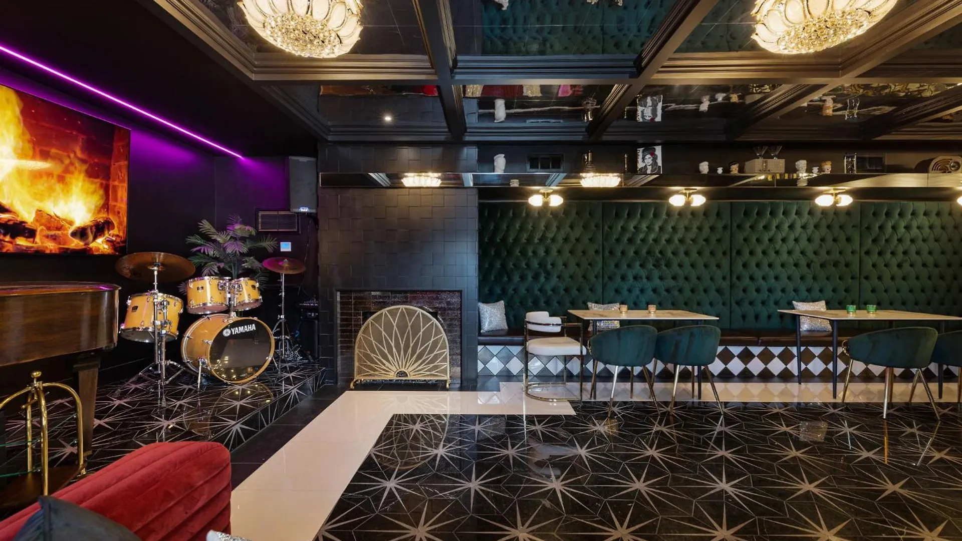 The Velvet Rope Ps Hotel Palm Springs